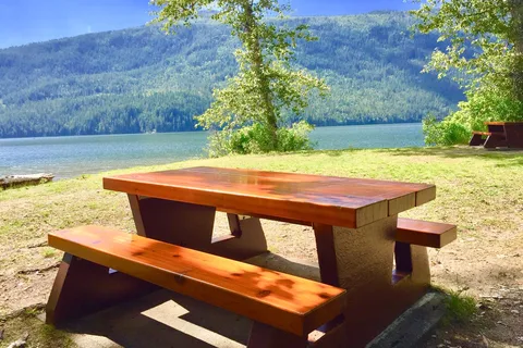 Mabel Lake Provincial Park