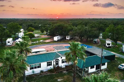 Quiet One RV Park-Rockport