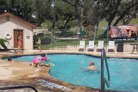Lake Medina RV Resort