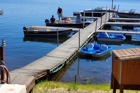 Madison Arm Resort