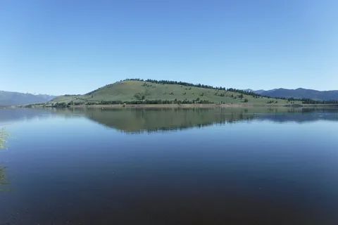 Madison Arm Resort