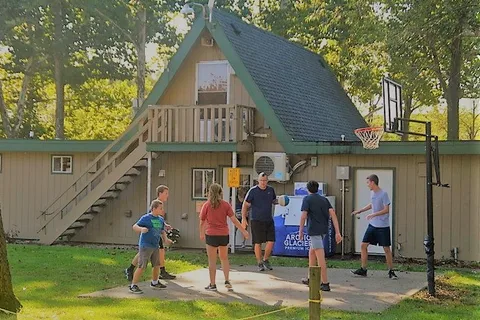 Kankakee South KOA Holiday