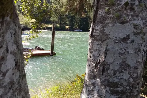 Coyote Rock RV Resort and Marina