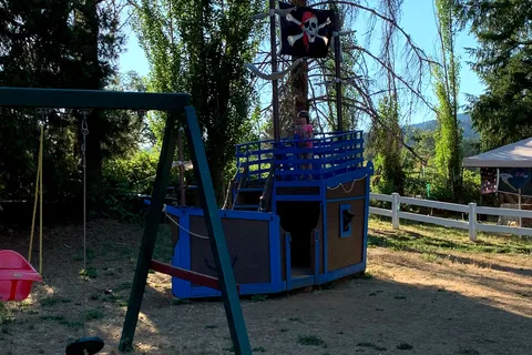 Sunny Valley Campground