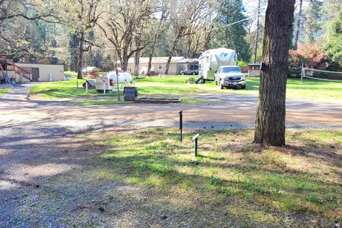 Sunny Valley Campground