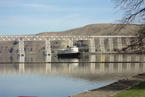 Starbuck / Lyons Ferry Marina KOA Holiday