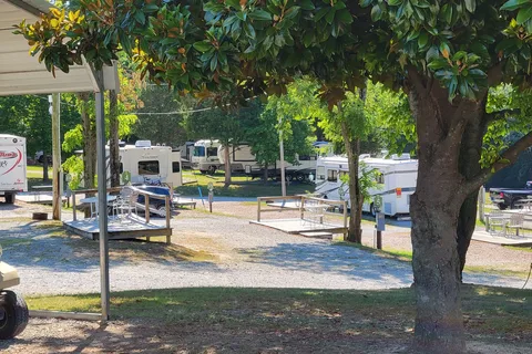 Parkers Crossroads RV Park and Campground