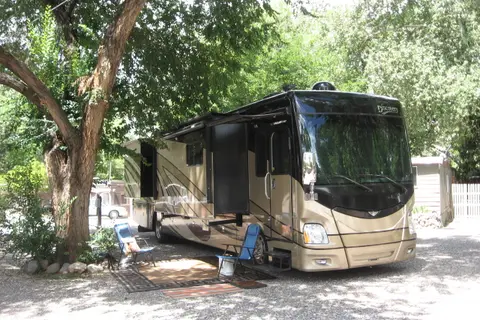 Oak Creek Mobilodge