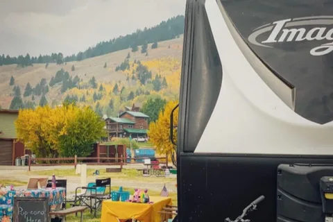 Yellowstone Holiday RV Campground & Marina