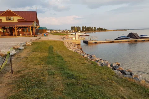 Yellowstone Holiday RV Campground & Marina