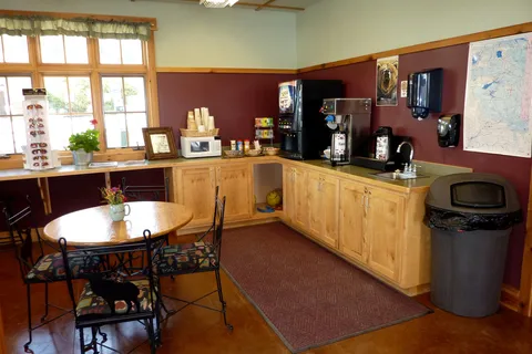 Yellowstone Holiday RV Campground & Marina