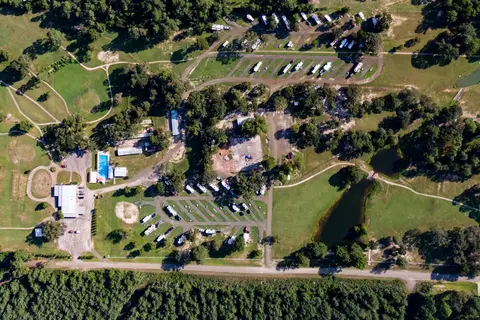 Country Club Park RV Resort