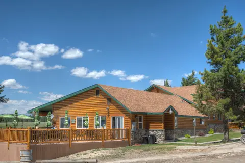 Lakeside Lodge and Resort