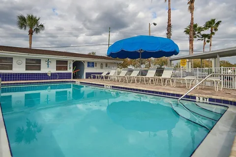 Winter Quarters Pasco RV Resort