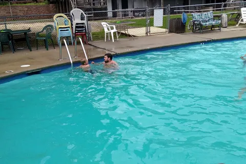Bear's Pine Woods Campground and Resort