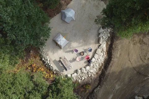 Hummingbird Lodge & Campground
