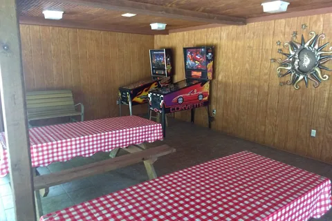 Mama Gertie's Hideaway Campground