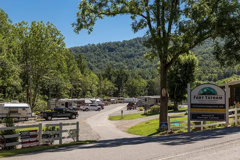 Sun Retreats Nantahala