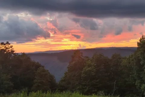 Pipestem Resort State Park