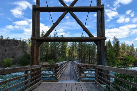 Riverside State Park - Bowl and Pitcher Area