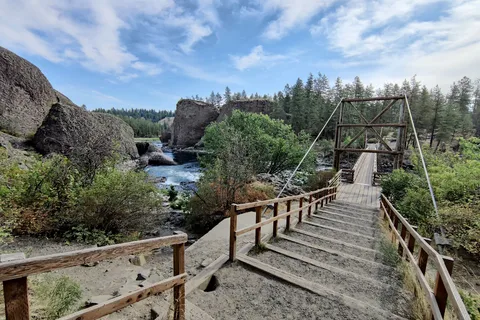 Riverside State Park - Bowl and Pitcher Area