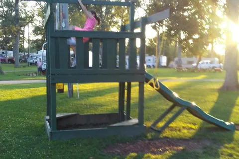 Oak Crest Campgrounds