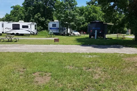 Hickory Oaks Campground