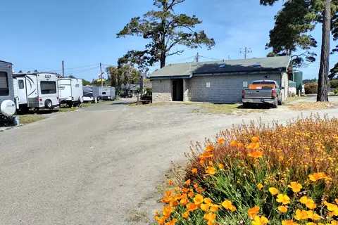 Woodside RV Park and Campground