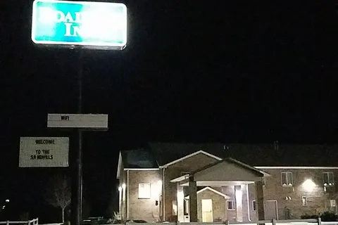Roadside Inn and RV Spaces