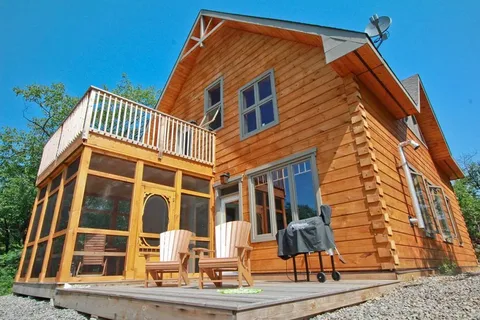 Whitewater Cottage & RV Resort