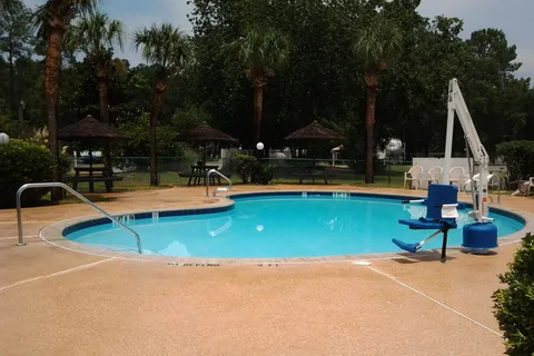 Flamingo Lake RV Resort