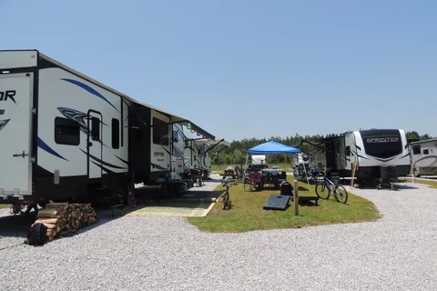 Holmes Creek Camping & RV Resort