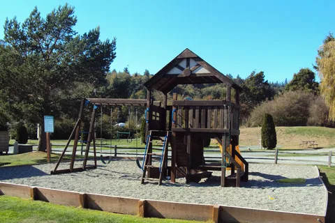 Fidalgo Bay RV Resort, Cabins and Event Venue