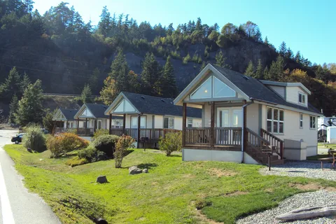 Fidalgo Bay RV Resort, Cabins and Event Venue
