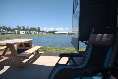 Cedar Grove Park RV Resort