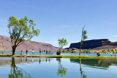 Blue Lake Resort
