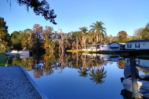 Hide-A-Way Harbor RV Park
