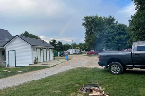 Our Ponderosa | A Parkbridge Cottage and RV Resort