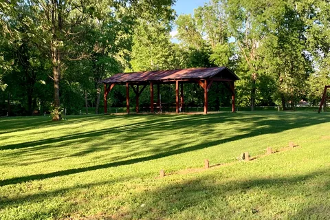 Garrisons River Resort