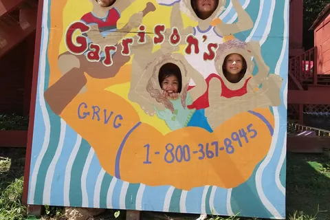 Garrisons River Resort