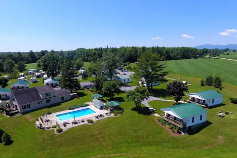 Rivers Edge Cottages and RV Park