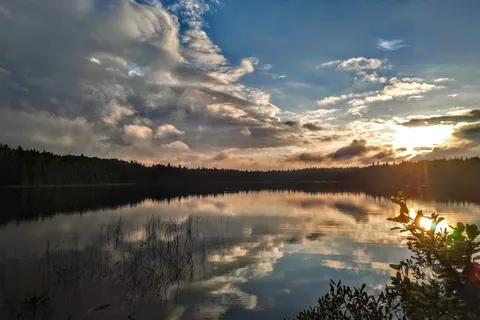 Lac Savane Ouest - Mont Tremblant Provincial Park