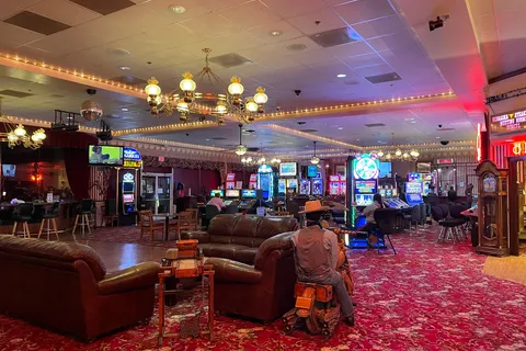 Longstreet Inn Casino and RV Resort
