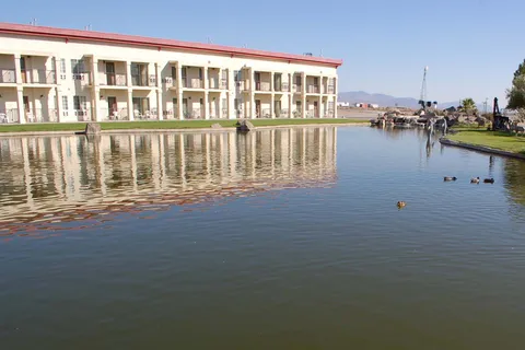 Longstreet Inn Casino and RV Resort