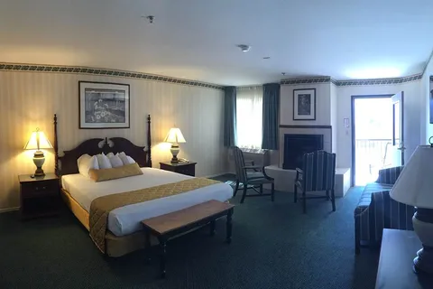 Longstreet Inn Casino and RV Resort