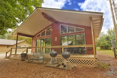 Newland's Lodging