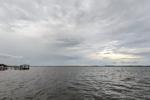 Palm Shores RV Park