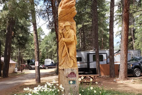 Junction West Vallecito Resort