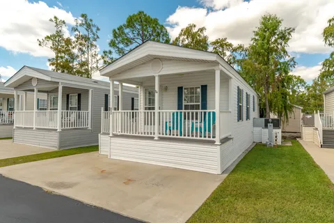 Club Naples RV Resort Morgan RV Resorts