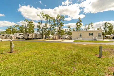 Club Naples RV Resort Morgan RV Resorts